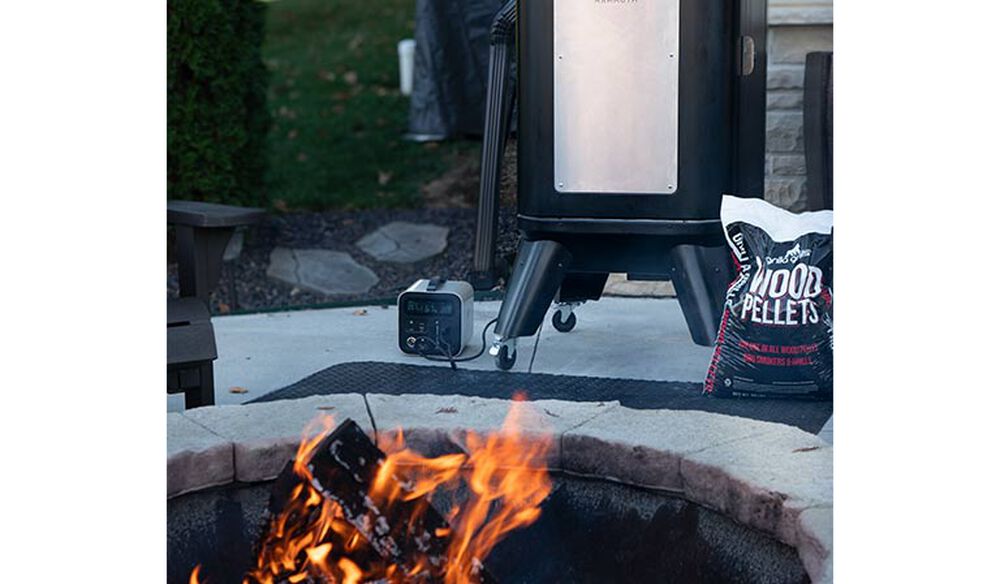 Mammoth Vertical Pellet Smoker
